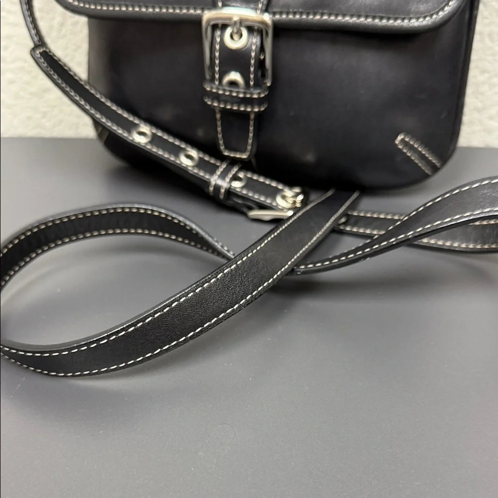 Vintage Coach Black Flap SoHo Leatherwear Messenger/Crossbody - Picture 3 of 10